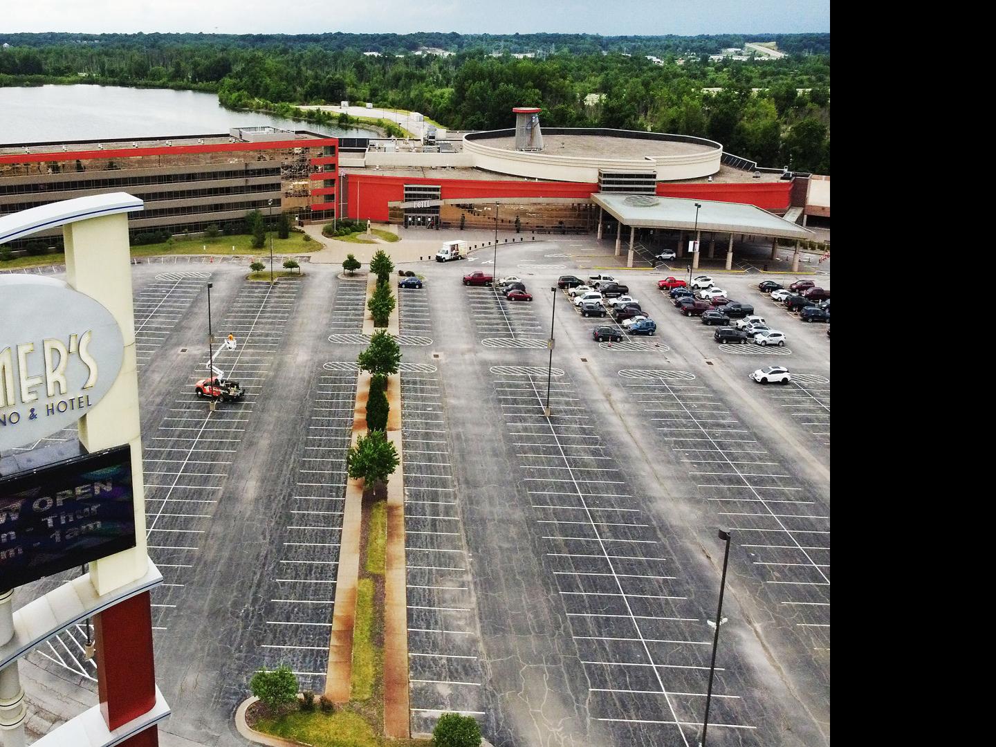 Jumer S Casino Reopens In Rock Island With Masks And Temperature Checks Required Business Muscatinejournal Com