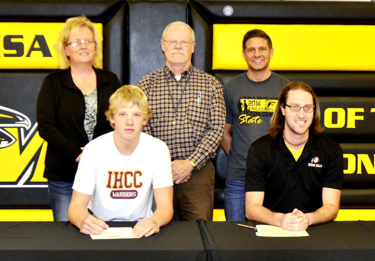 121714-spt-nowak signing