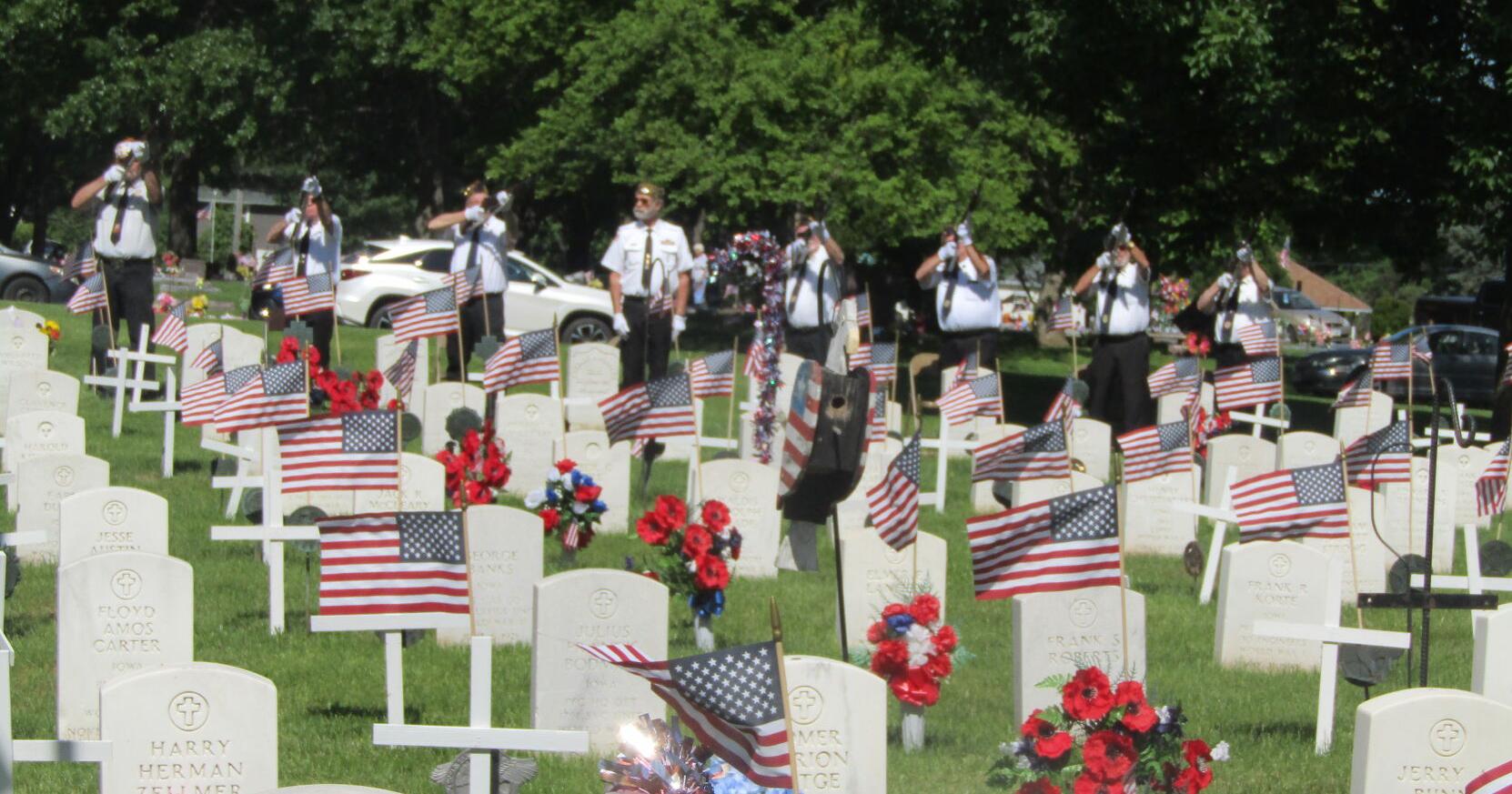 Honoring the fallen - Vimarsana News