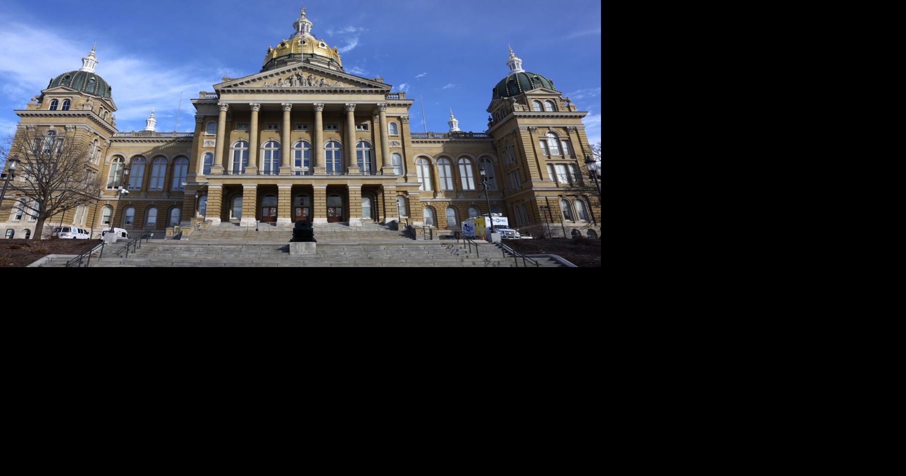 Civics education requirement revived in final hours of Iowa legislative session