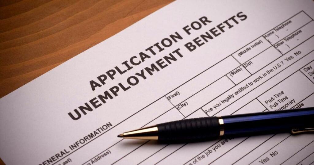 Iowa school employee wins jobless benefits after marijuana bust - Vimarsana News