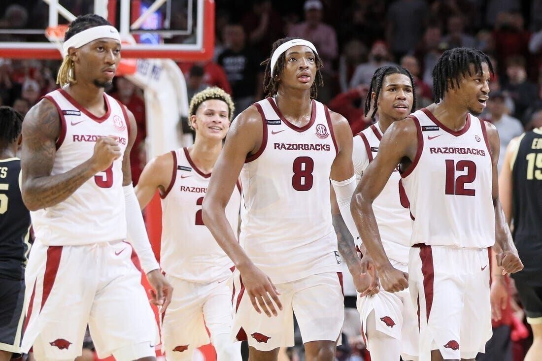 No. 14 Arkansas strives to shoot lights out vs. Gardner Webb