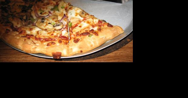 Class-action lawsuit filed against Iowa operator of Pizza Hut stores - Vimarsana News
