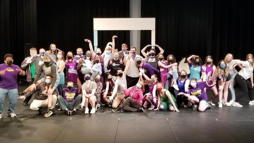 Muscatine High School brings Spongebob Squarepants to stage 04/22-24 in “The Spongebob Musical”