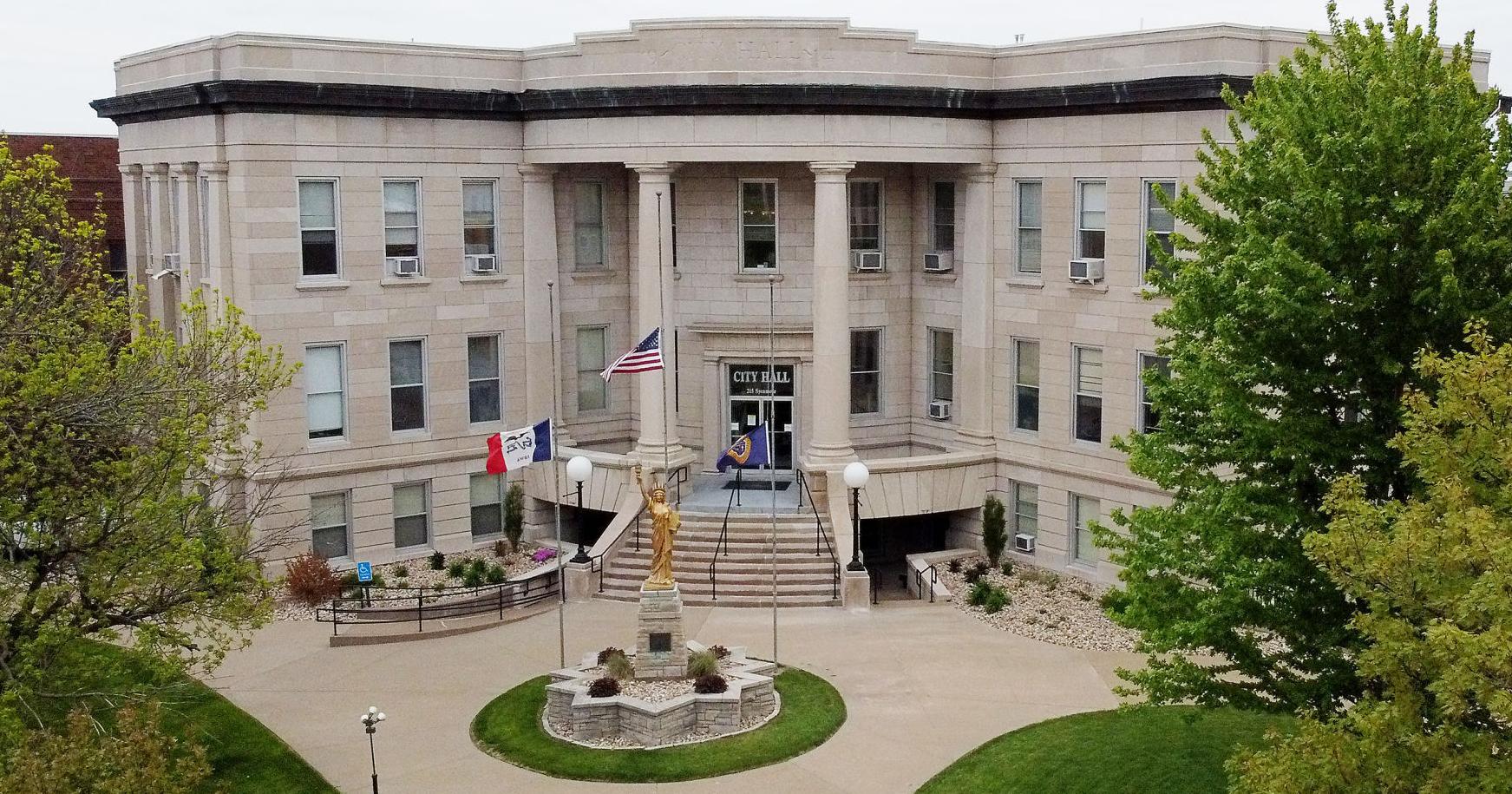 City Hall, public services to be closed over the 4th of July - Vimarsana News