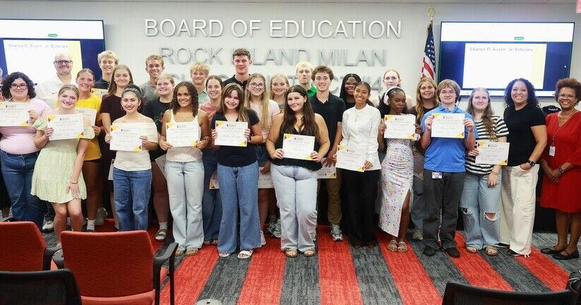 Charles O. Austin Award honors 34 Rock Island scholars