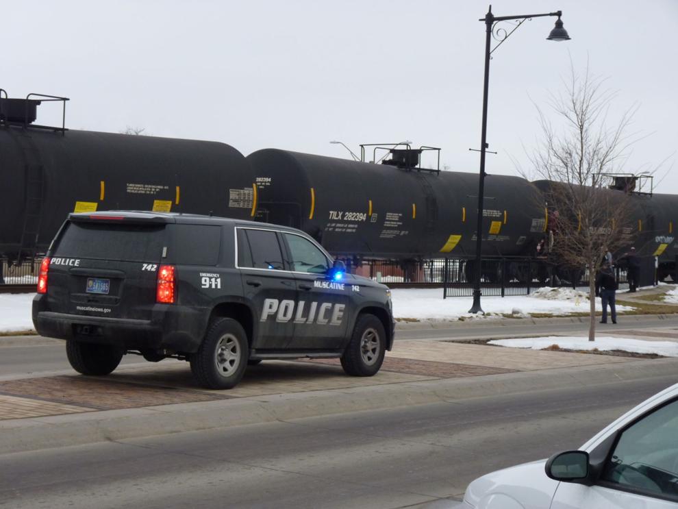 Muscatine Police identify man hit by train
