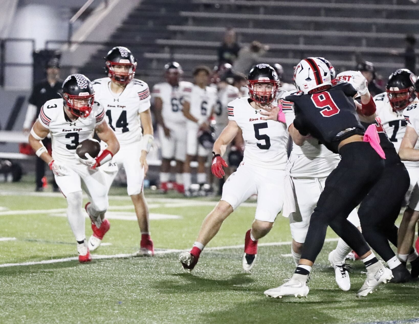 Photos: 10 images from Clinton's 43-6 win over Davenport West at Roger ...