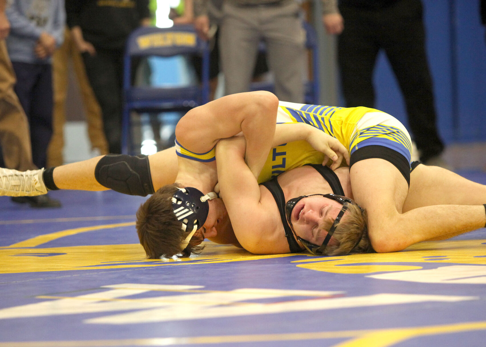 Prep wrestling roundup Area wrestlers head to districts photo image