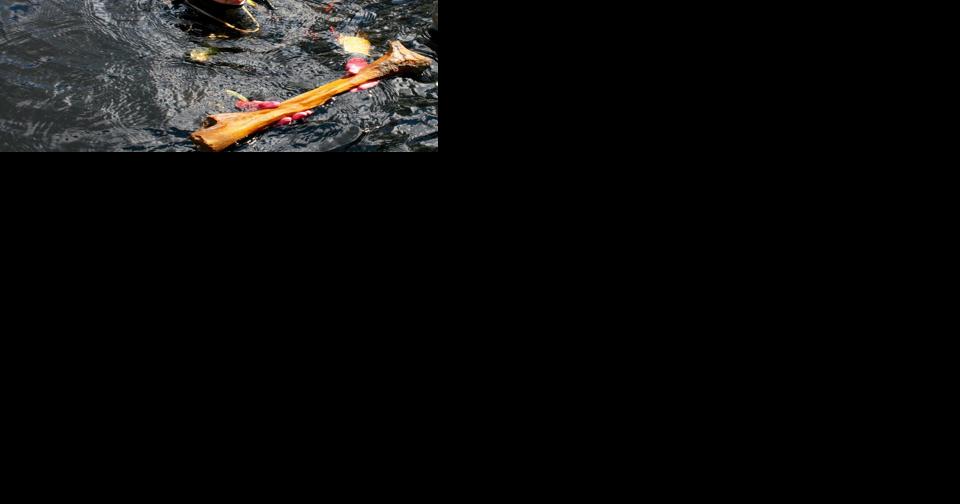 Underwater archaeologists find climate lessons in deep dives - Vimarsana News