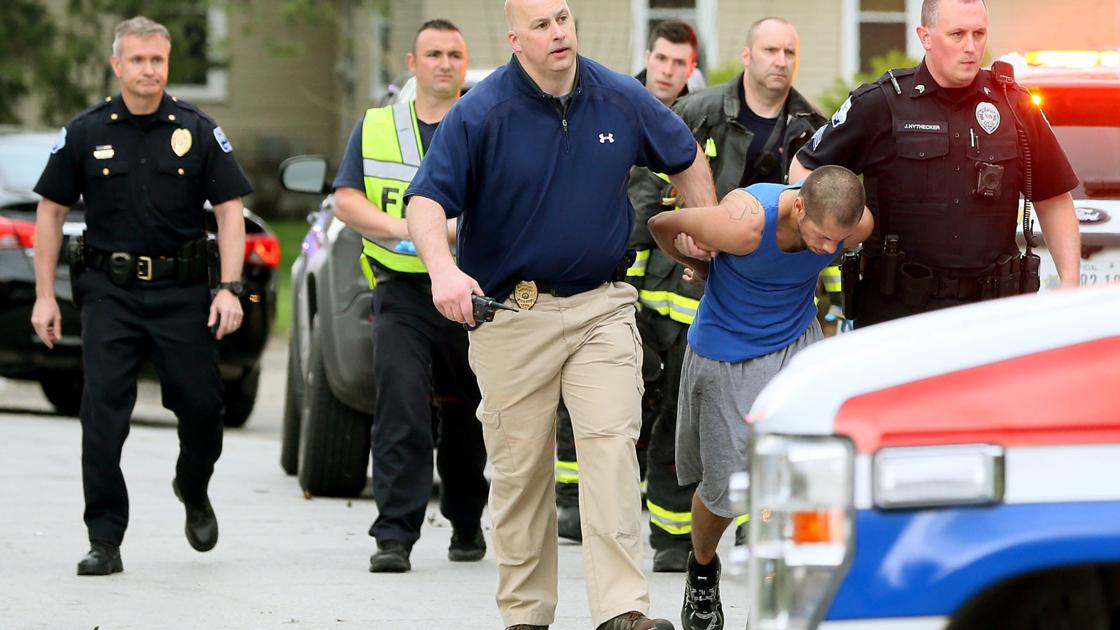 Mental Health Problems For College >> Latest: Davenport police officer shot 'doing well'; man ... Mental Health Problems For College >> Latest: Davenport police officer shot 'doing well'; man ...