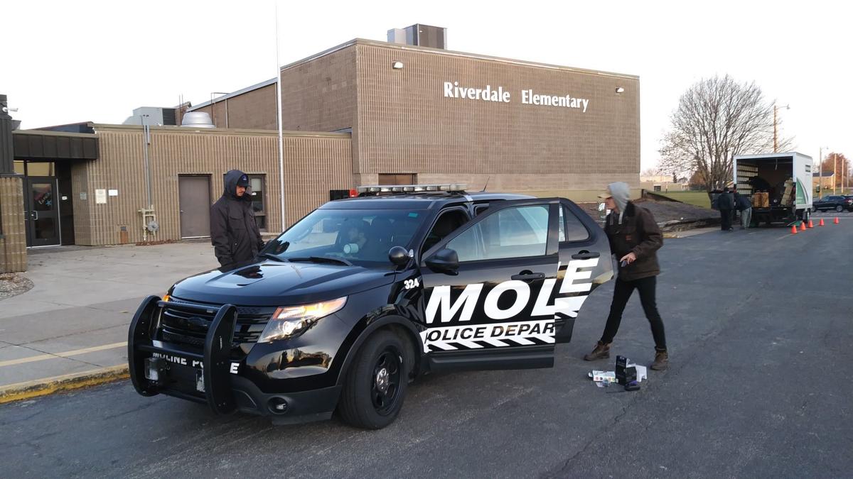 New Farrelly Brothers Streaming Series Shot In Several Quad Cities Locations Local Muscatinejournal Com
