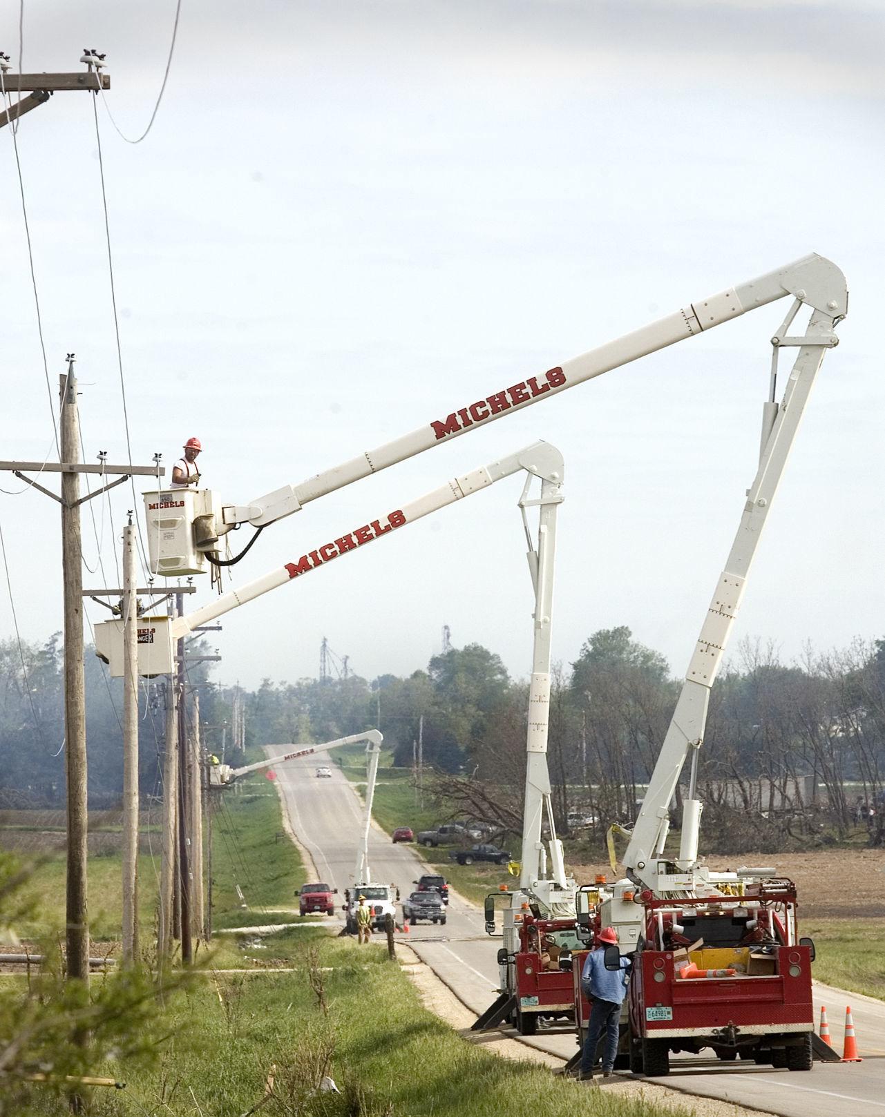 PHOTOS A look back at the 2008 tornado that tore through Parkersburg