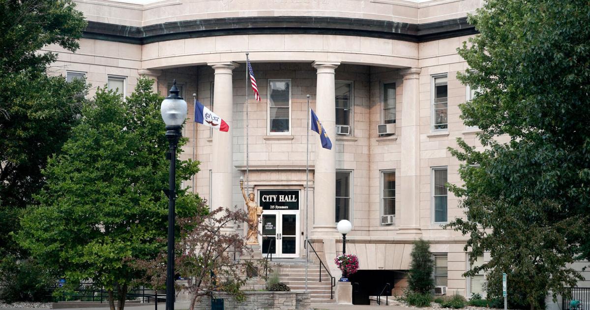 City of Muscatine to auction land plots