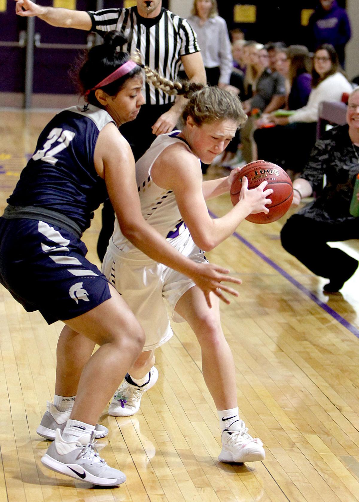 Long Leads Way As Muskies Pick Up First Win Sports