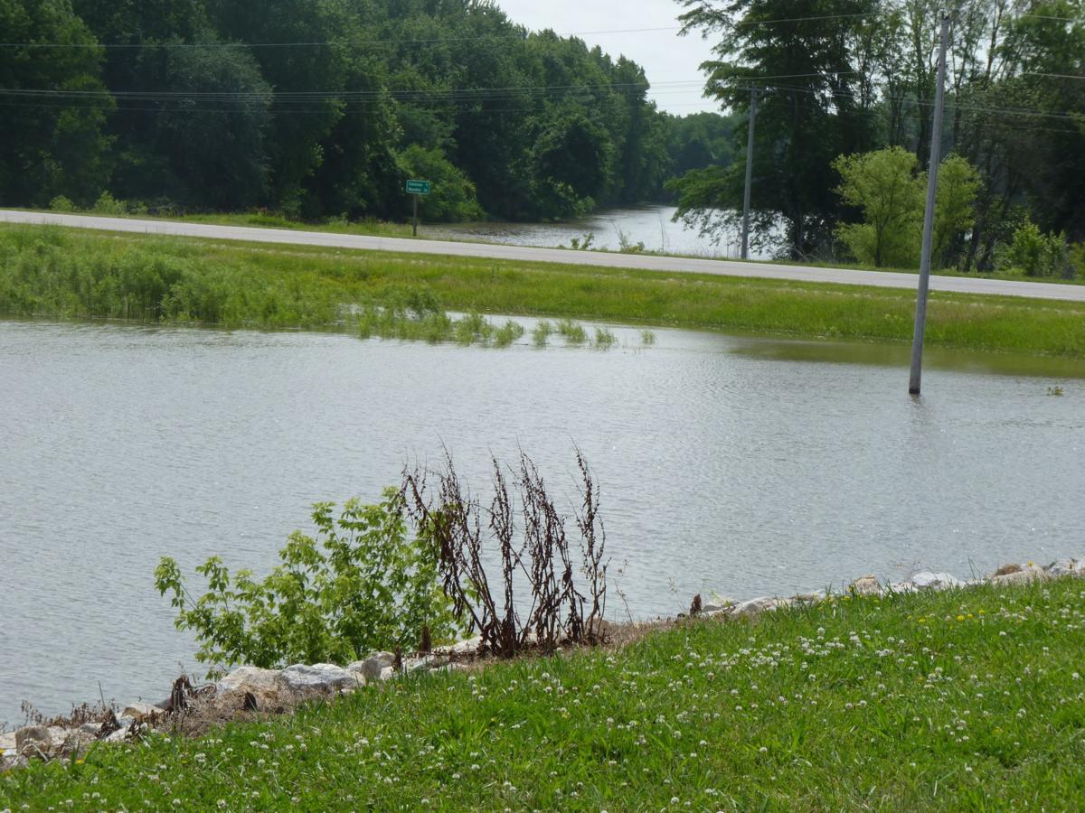 Flood warning in Columbus Junction