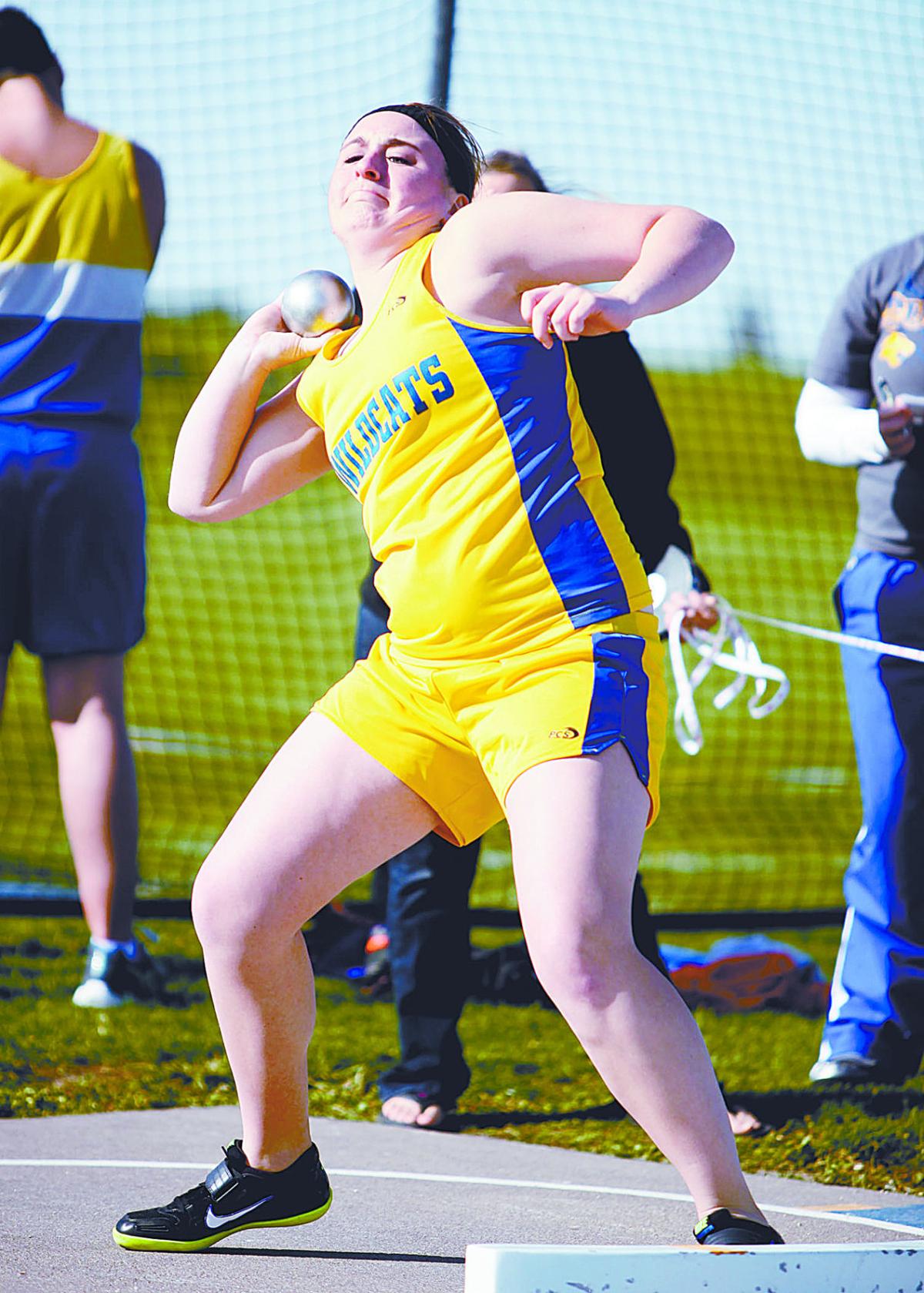 Prep Track And Field Wiebel Hetzler Set Prs In High Jump At