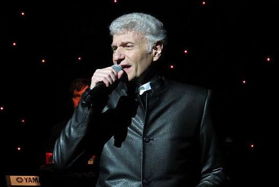 It S A Grand Illusion Former Styx Lead Singer Dennis Deyoung Dishes On Consumerism The Digital Revolution And How Playing An Accordion Influences His Music Entertainment Muscatinejournal Com