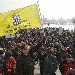 Iowans could soon have 'don't tread on me' license plates - Vimarsana News