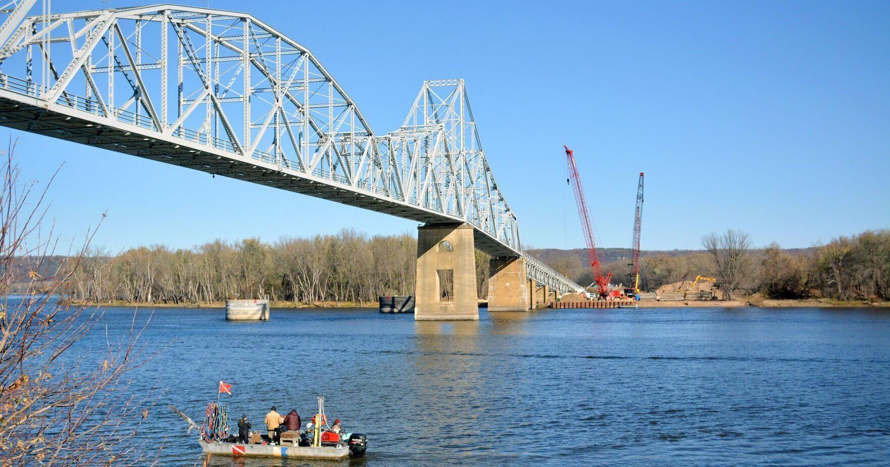 DOT closes Black Hawk Bridge in Lansing for inspection - Vimarsana News