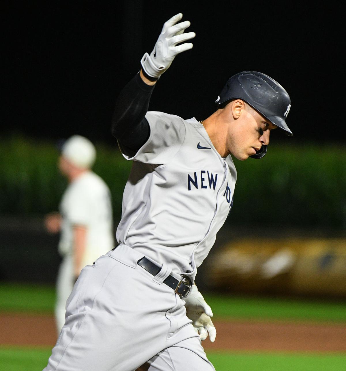Photos: White Sox beat Yankees 9-8 in the Field of Dreams game