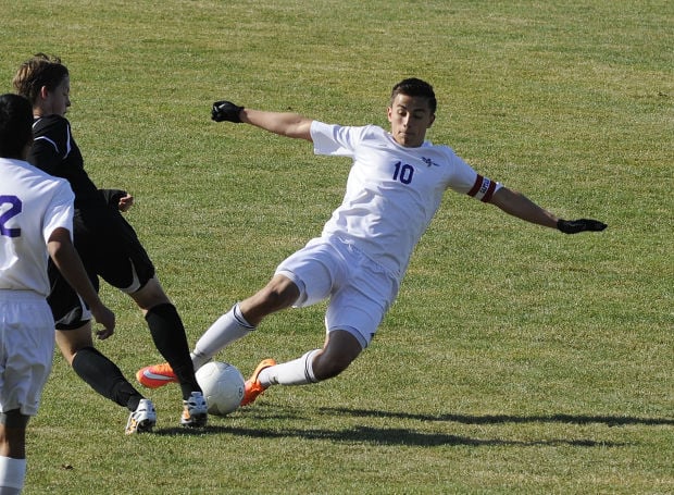 Download Muskie boys split home soccer tourney with shootout win ...