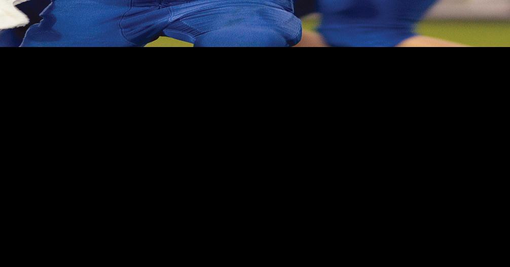 Prep football Wapello cruises past Columbus, off to 20 start