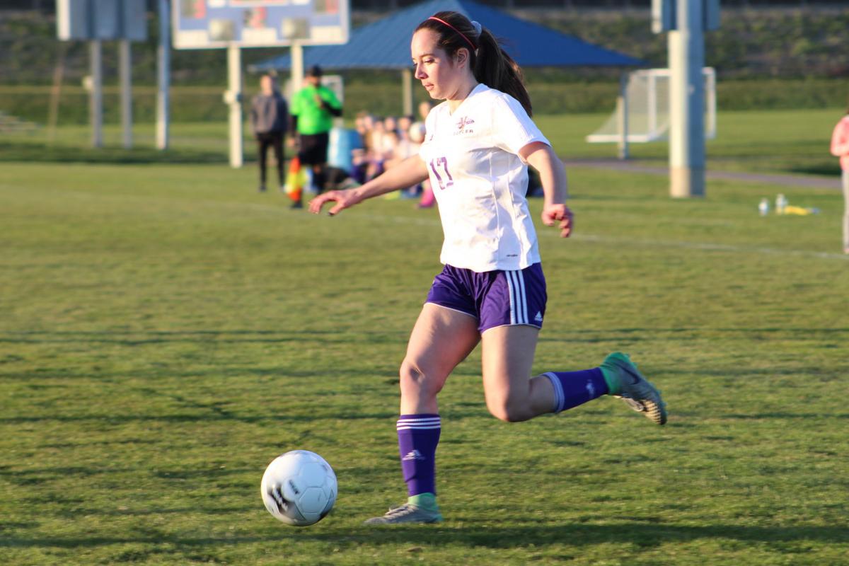 Muskie Girls Soccer Bounces Back By Shutting Out Solon High School Sports Muscatinejournal Com Muskie Girls Soccer Bounces Back By Shutting Out Solon High School Sports Muscatinejournal Com