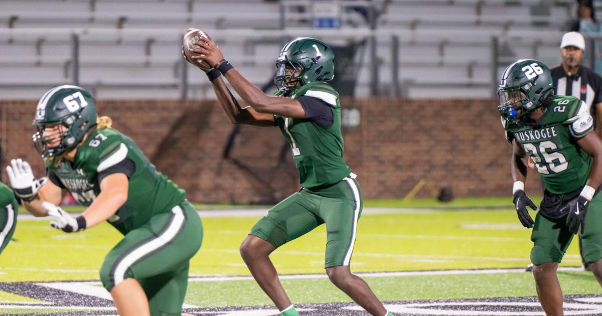FOOTBALL: Green embraces change amid Roughers' early struggles | Sports ...