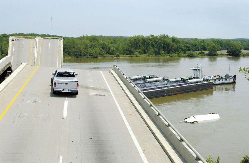 Ceremony set to honor I40 bridge collapse victims News