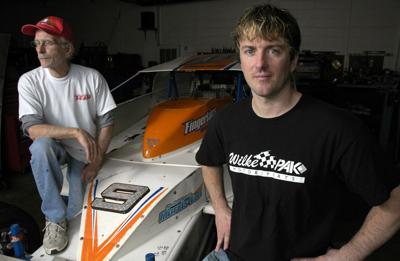 america s dirt tracks teem with uninsured drivers sports muskogeephoenix com dirt tracks teem with uninsured drivers