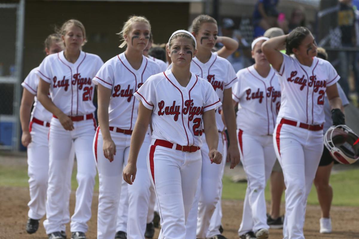 State playoff action | Gallery | muskogeephoenix.com