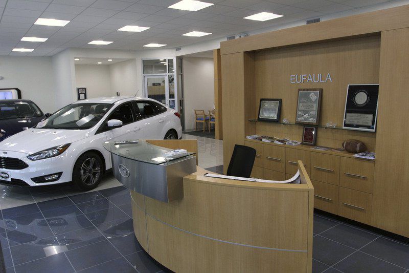 Auto dealership to show renovations News