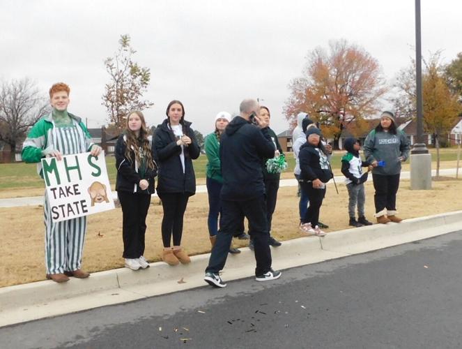 Fans and family send Roughers off to State Championship game | News ...