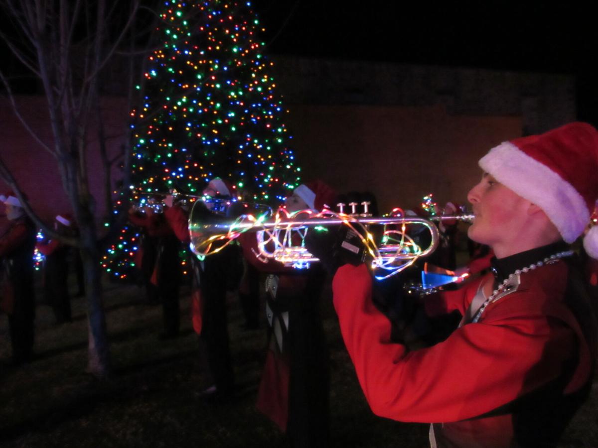 Fort Gibson Christmas Parade 2022 Fort Gibson Residents Enjoy Reverse Parade | News | Muskogeephoenix.com