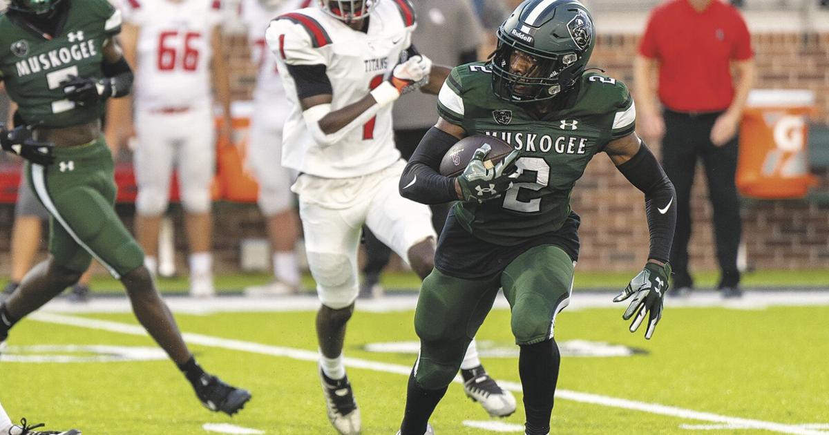 Roughers begin district play hosting Sandites | Sports ...