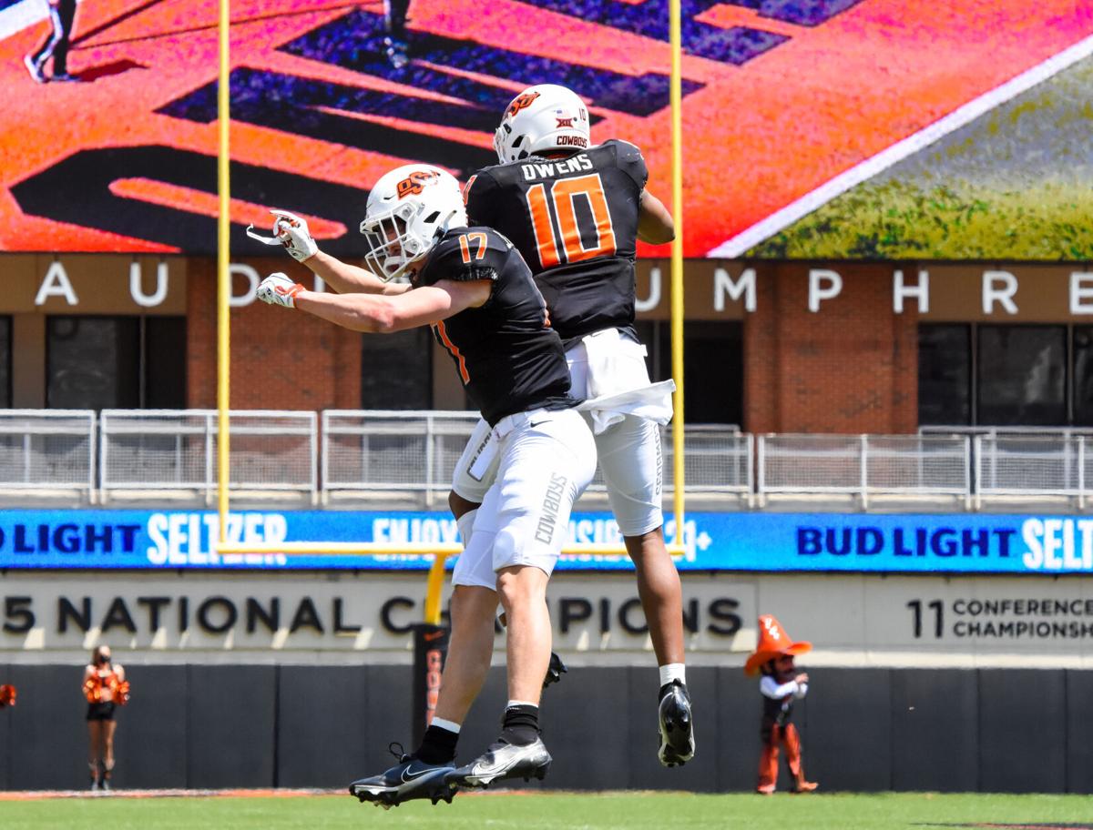 Owens Richardson celebrate.jpg