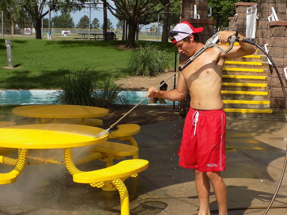 Splash Time City S Water Park Outdoor Pool And Splash Pads Kicking Off Summer Season News Muskogeephoenix Com