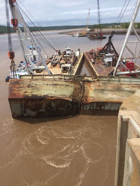 Barge Removal Imminent As Water Levels Rise | News | Muskogeephoenix.com