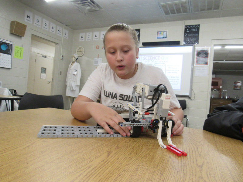 Woodall Robotics Team Advances To State Contest Schools