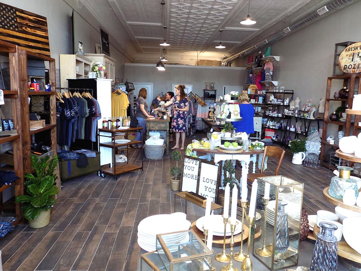Festive Nest Off To A Brisk Start In New Location News Muskogeephoenix Com