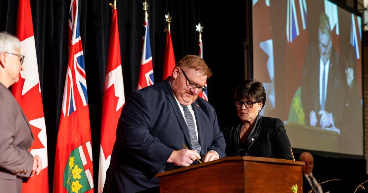 Gradon Smith MPP Graydon Smith’s new role with the Ministry of Housing