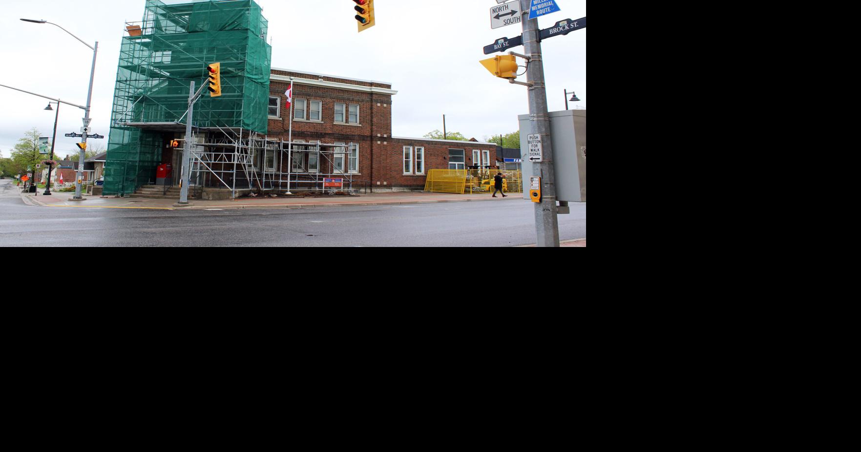 What's going on here? Construction at the Gravenhurst post office