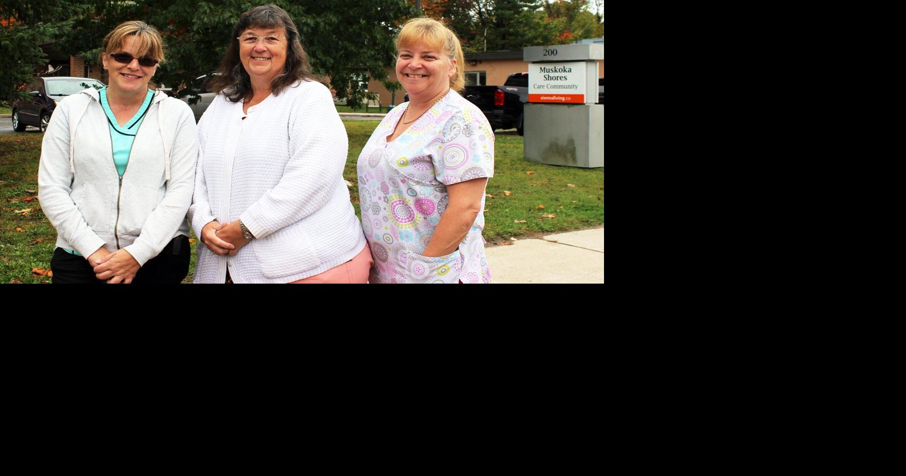 Picket line at Gravenhurst's Muskoka Shores longterm care facility