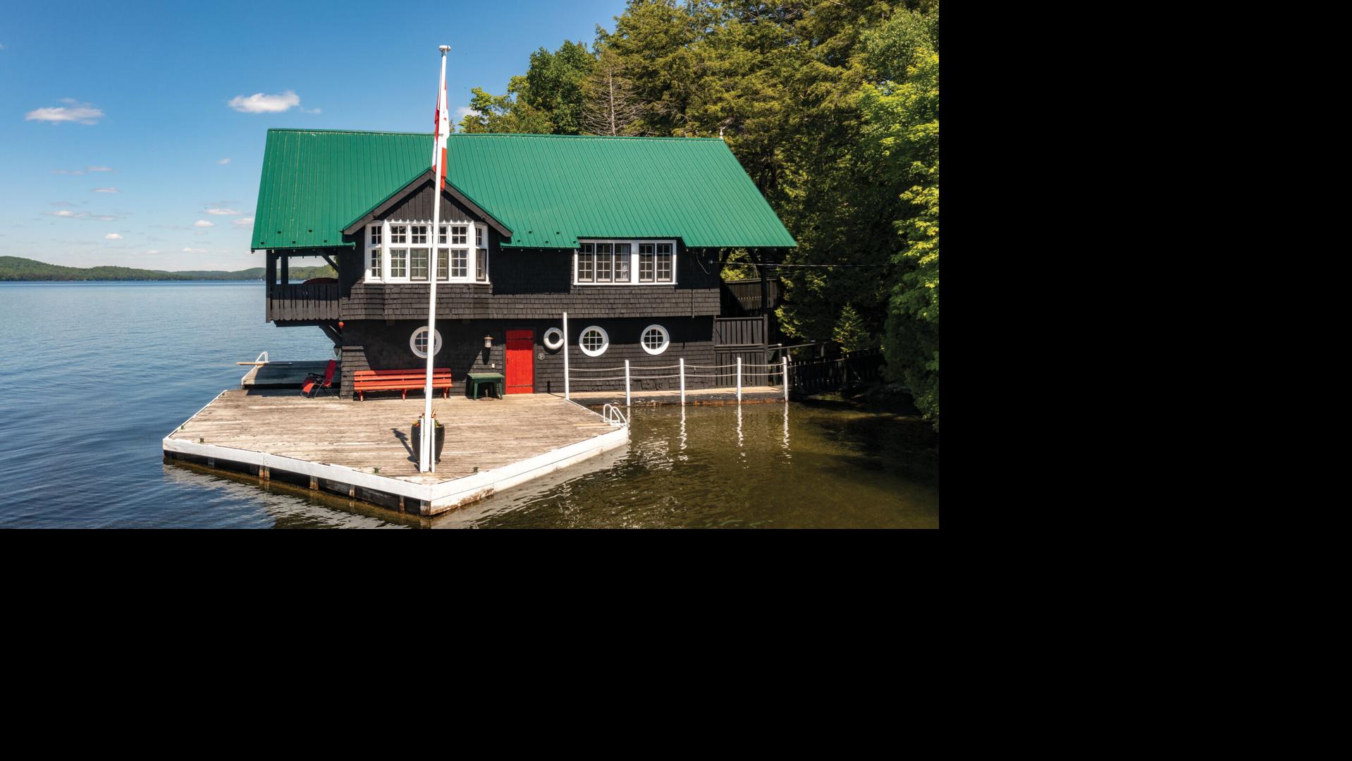Boathouse property on Lake of Bays comfortably sleeps over 20 people