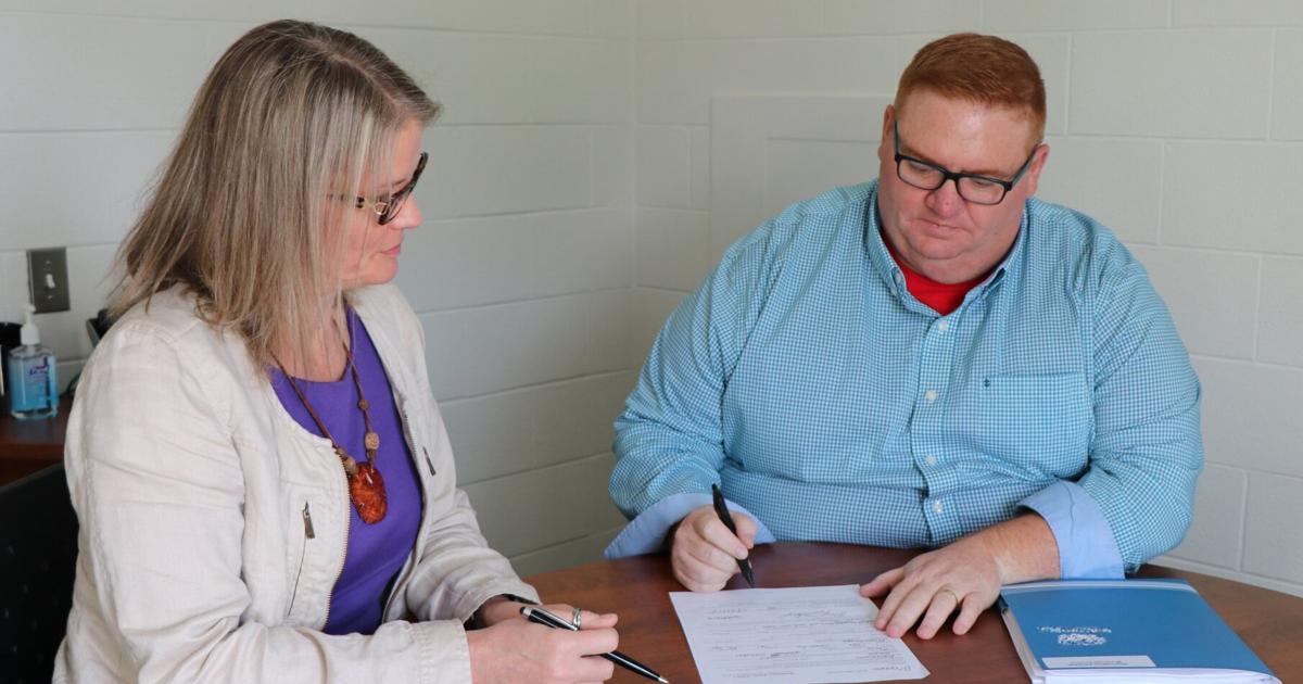 Gradon Smith Graydon Smith running for reelection as Bracebridge mayor