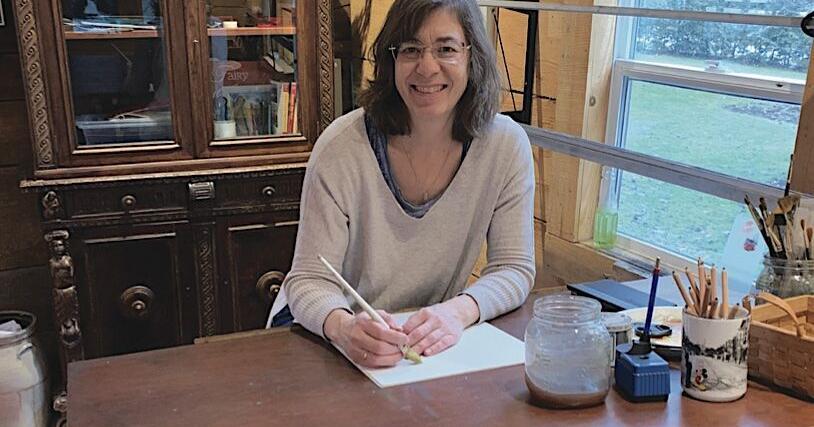 Bonnie Bewes paints in reverse - Vimarsana News