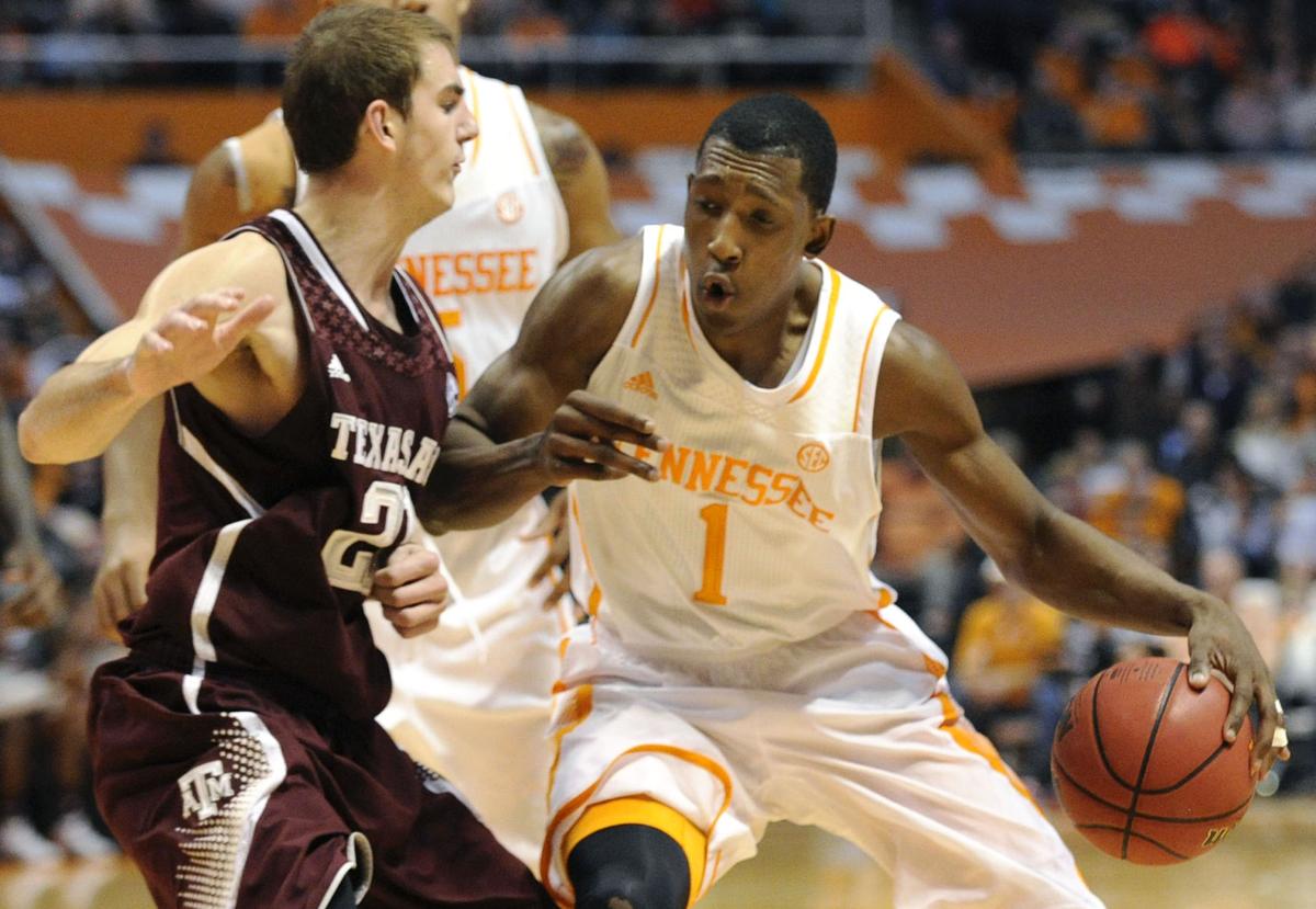 Alex Caruso and his history in Aggieland | Featured ...
