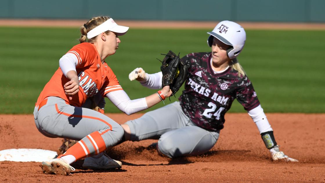 Texas A M Softball Team Splits Doubleheader With Sam Houston State texas-a-m-softball-team-splits-doubleheader-with-sam-houston-state