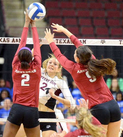 Texas A&M continues skid with loss to Arkansas | Volleyball ...